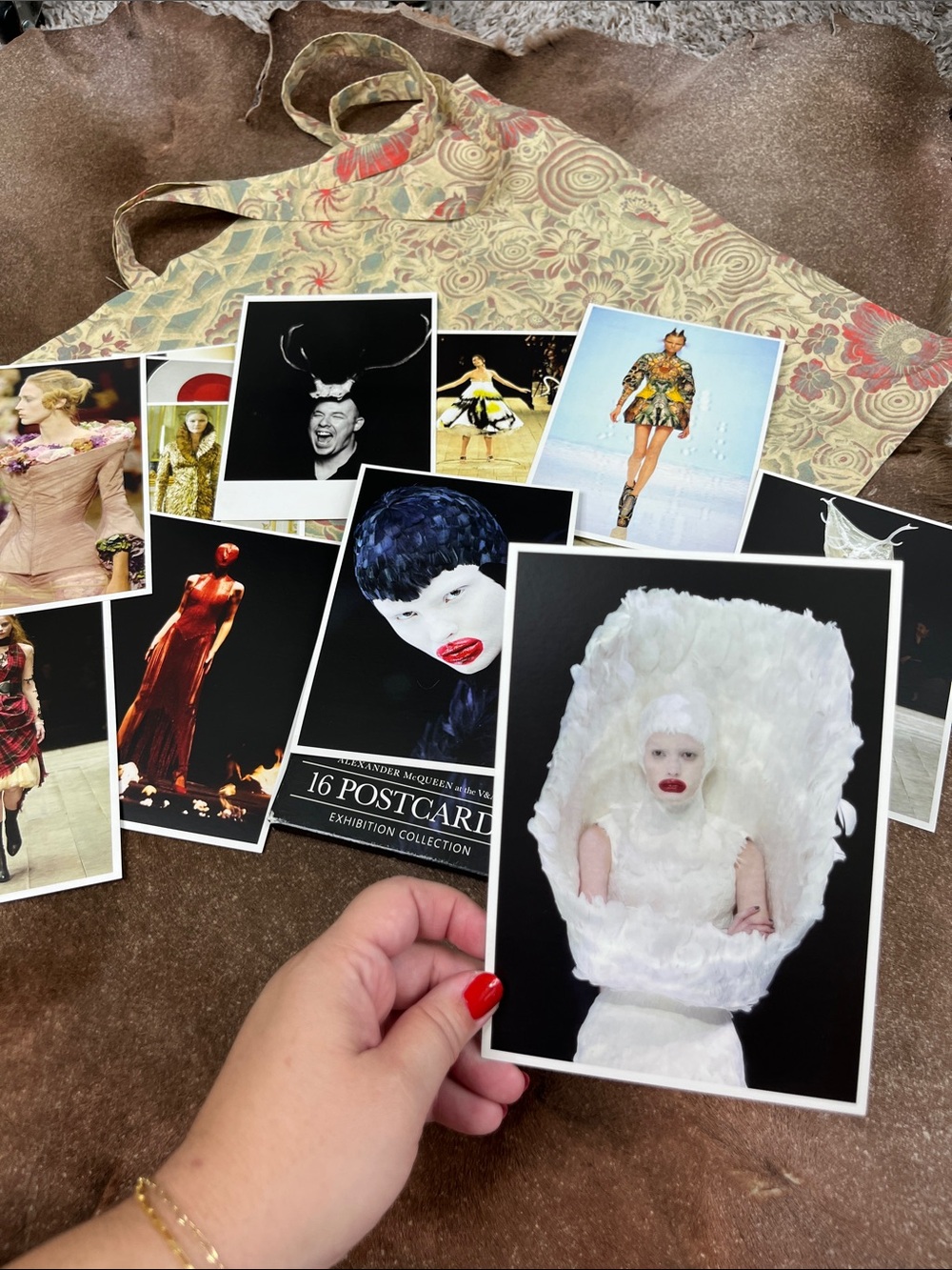 The Alexander McQueen Postcard Collection V&A Exhibit 15/16 2015 Set